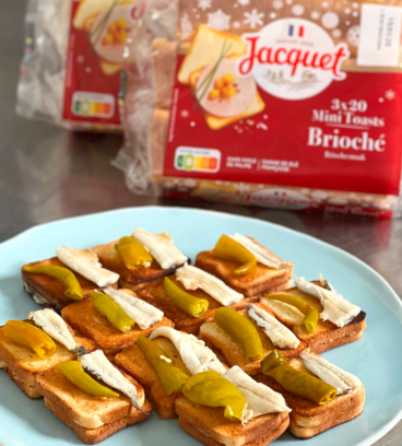 Toasts Beurre, Anchois et Piment