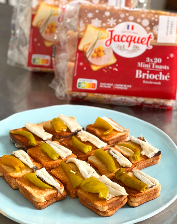 Toasts Beurre, Anchois et Piment