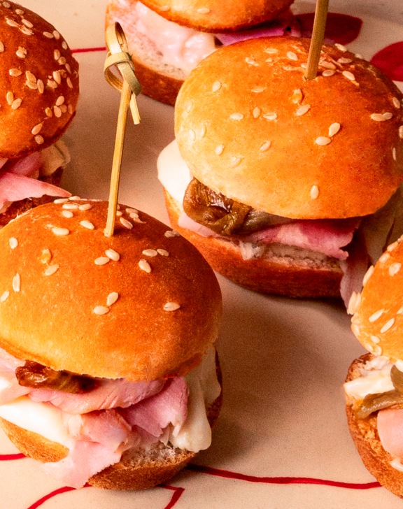 Mini-burgers au jambon et aux endives caramélisées